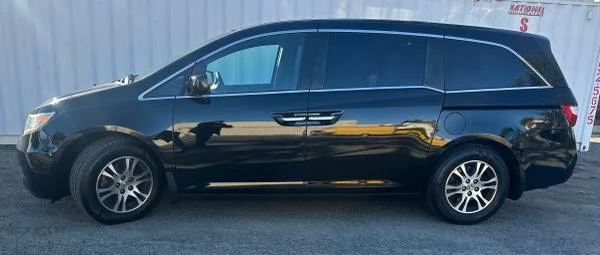 2011 Honda Odyssey - Image 3 of 14
