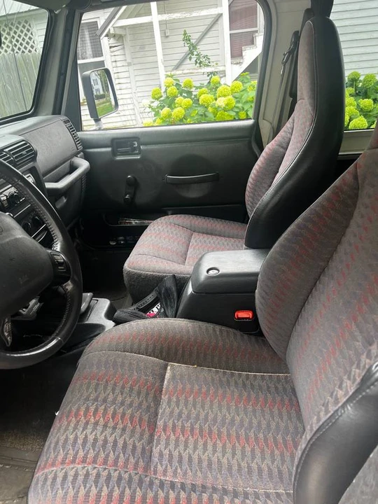 2000 Jeep TJ Wrangler - Image 9 of 12