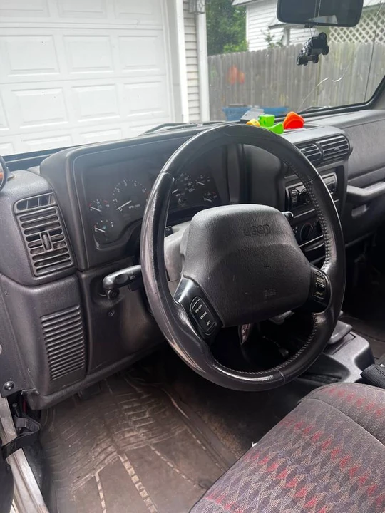 2000 Jeep TJ Wrangler - Image 10 of 12