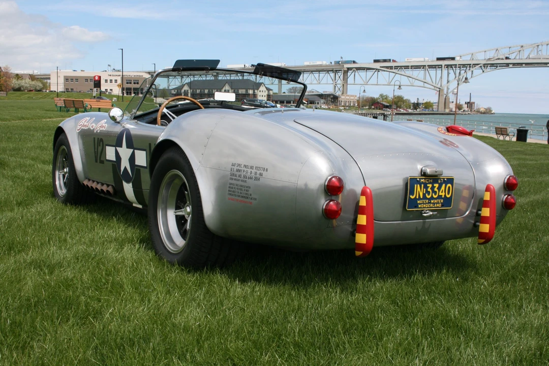 Shelby Cobra Replica - Image 17 of 31