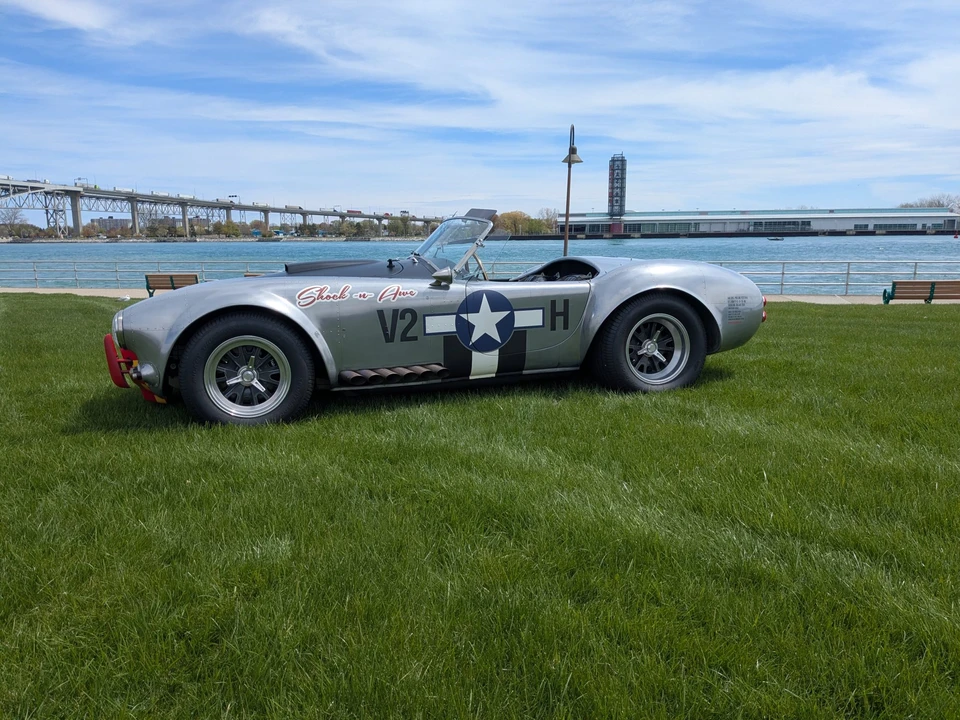 Shelby Cobra Replica - Image 9 of 31