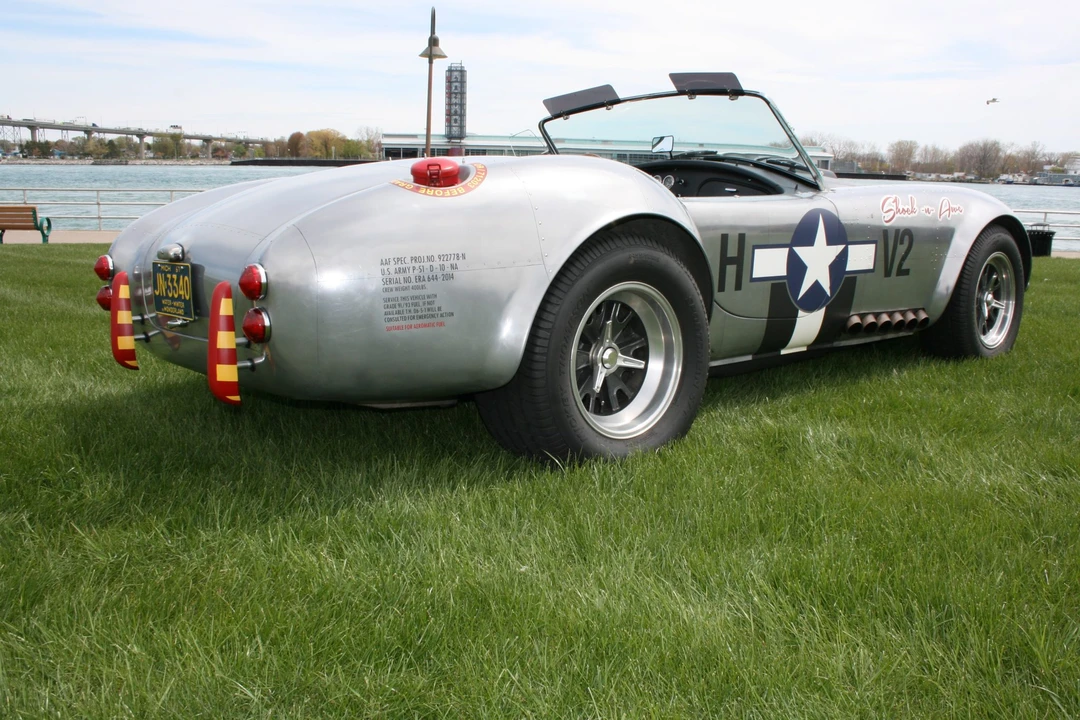 Shelby Cobra Replica - Image 25 of 31
