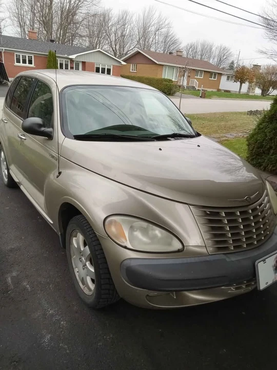 2002 Chrysler PT Cruiser - Image 2 of 4