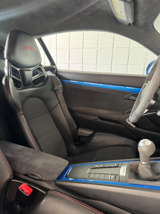 Parts & Memorabilia Seats & Interior - Image 6 of 6