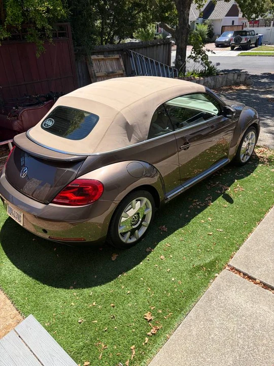 2015 Volkswagen A5 Beetle - Image 2 of 9