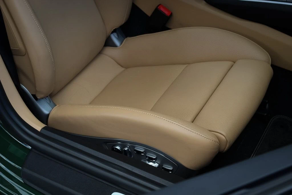2018 Porsche 991 Turbo S - Image 16 of 22