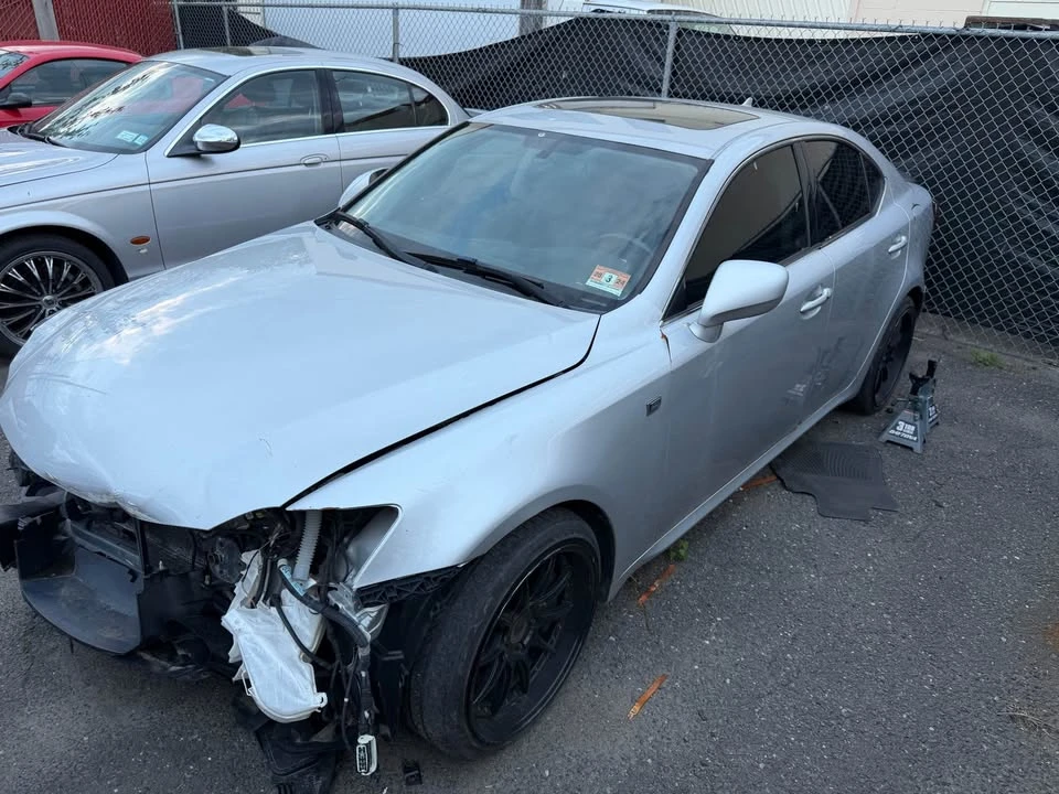 2007 Lexus IS 2nd Gen - Image 2 of 4