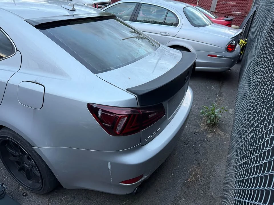 2007 Lexus IS 2nd Gen - Image 3 of 4