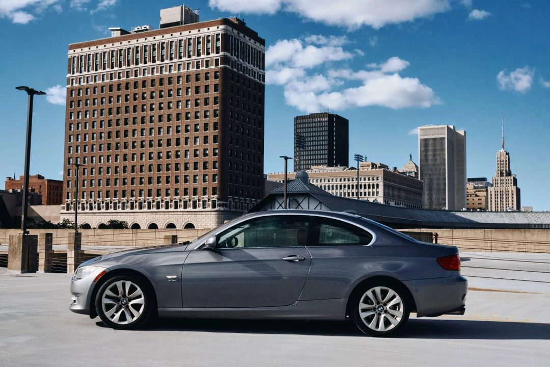 2011 BMW E92 3 Series Coupe - Image 2 of 9