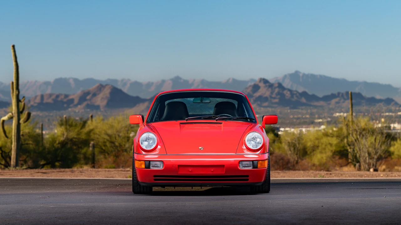 1990 Porsche 964 Carrera 4 - Image 13 of 31