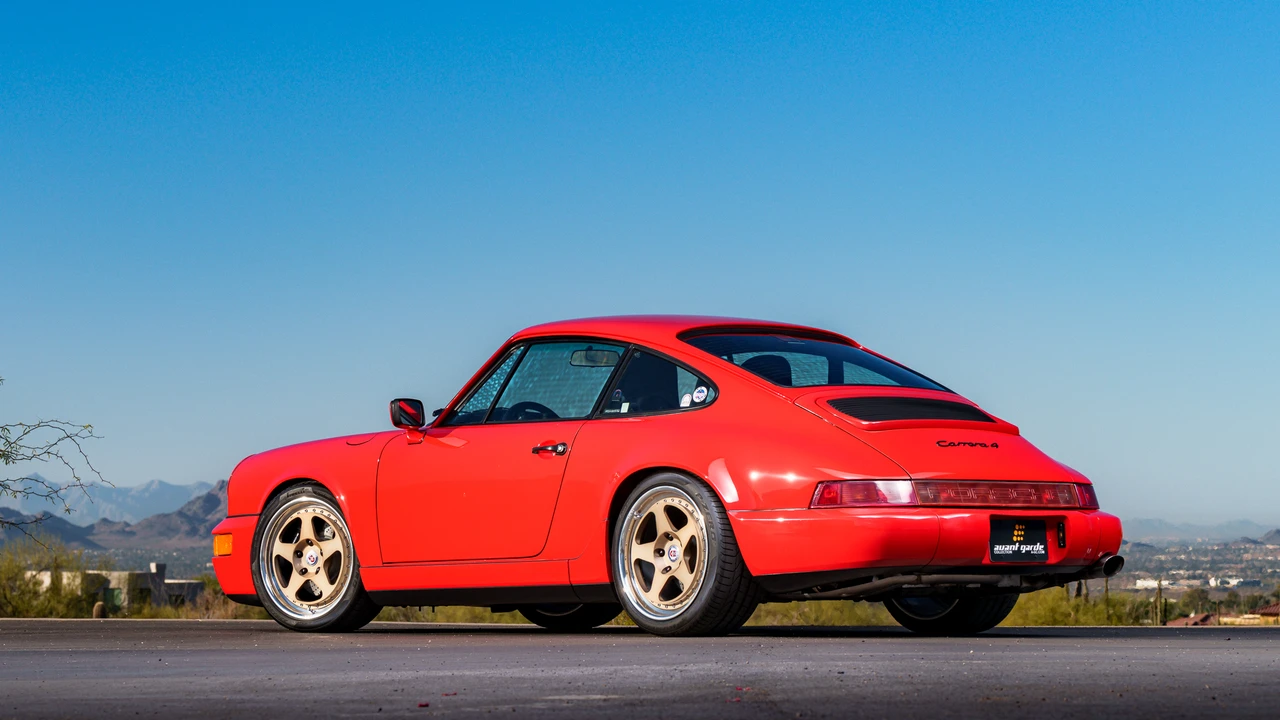 1990 Porsche 964 Carrera 4 - Image 28 of 31