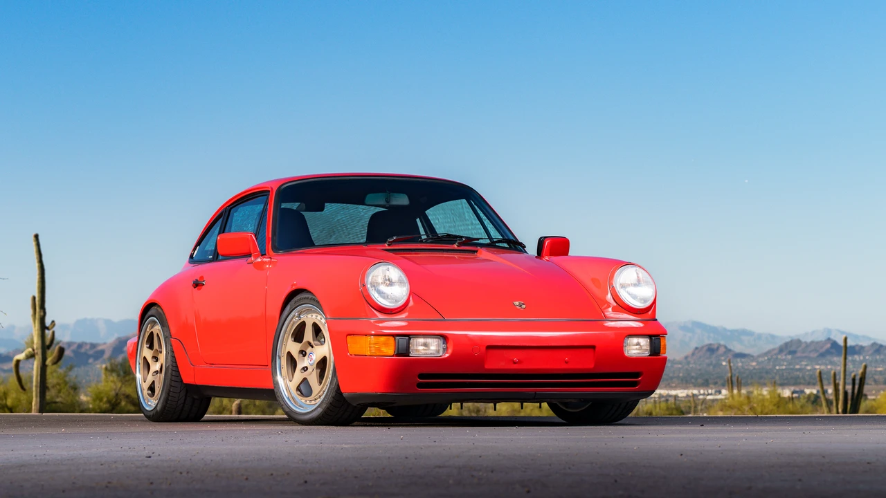 1990 Porsche 964 Carrera 4 - Image 9 of 31