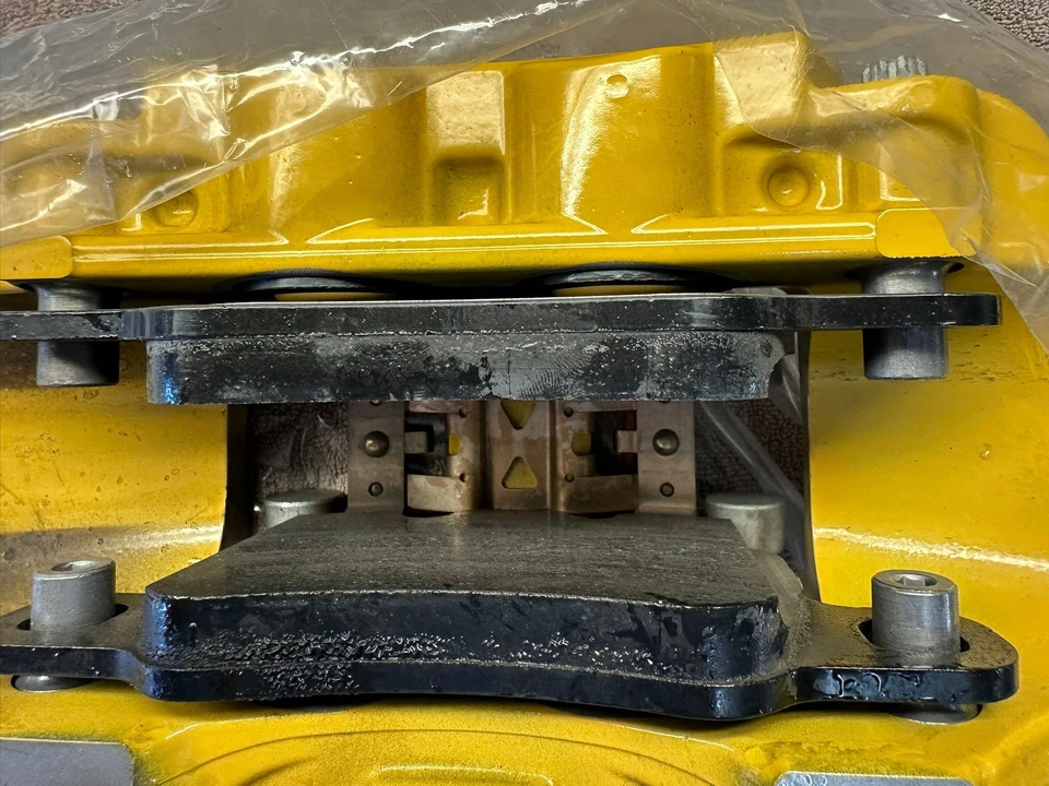 2022 Porsche 718 Cayman GT4 - Image 10 of 31