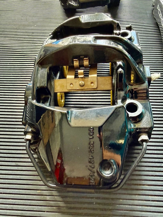 Parts & Memorabilia Mechanical Components - Image 8 of 12