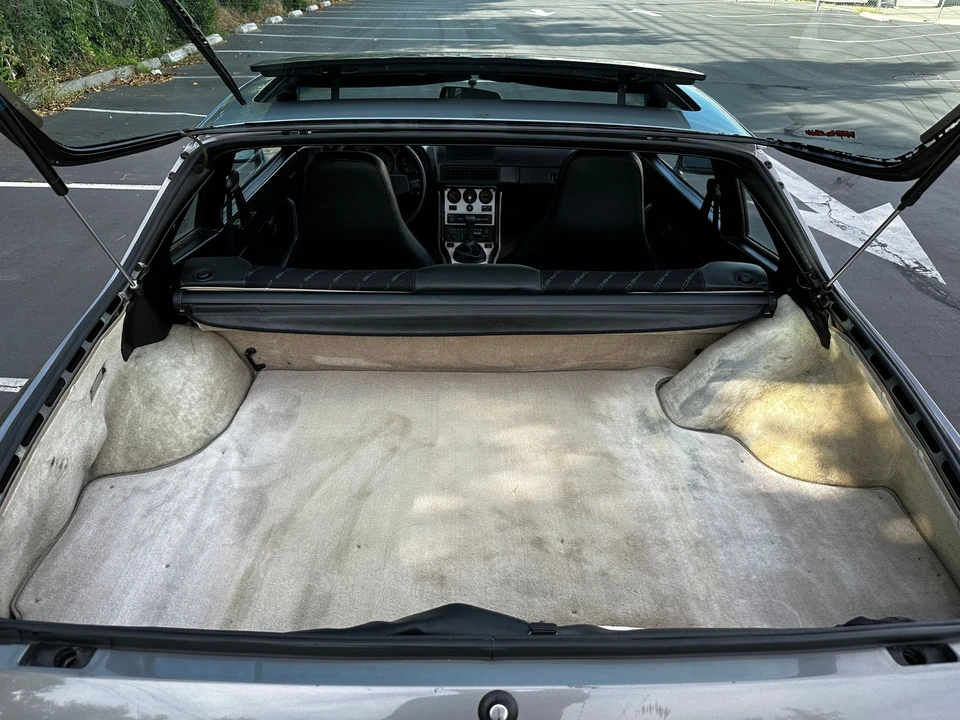 1985 Porsche 944 - Image 25 of 31