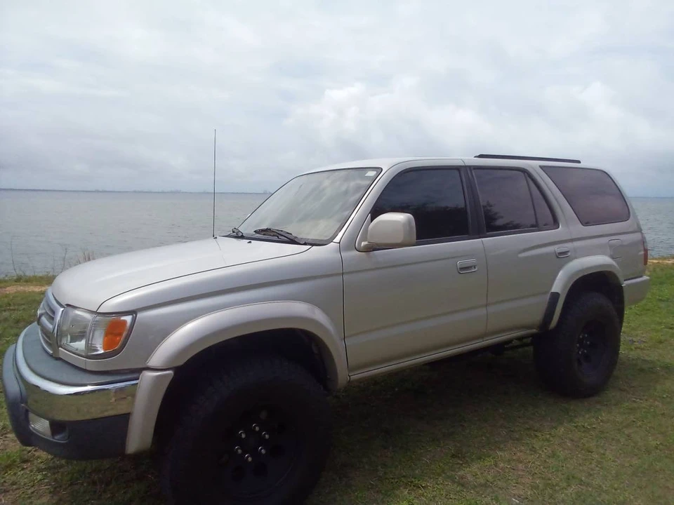 2000 Toyota 4Runner 3rd Gen - Image 2 of 16