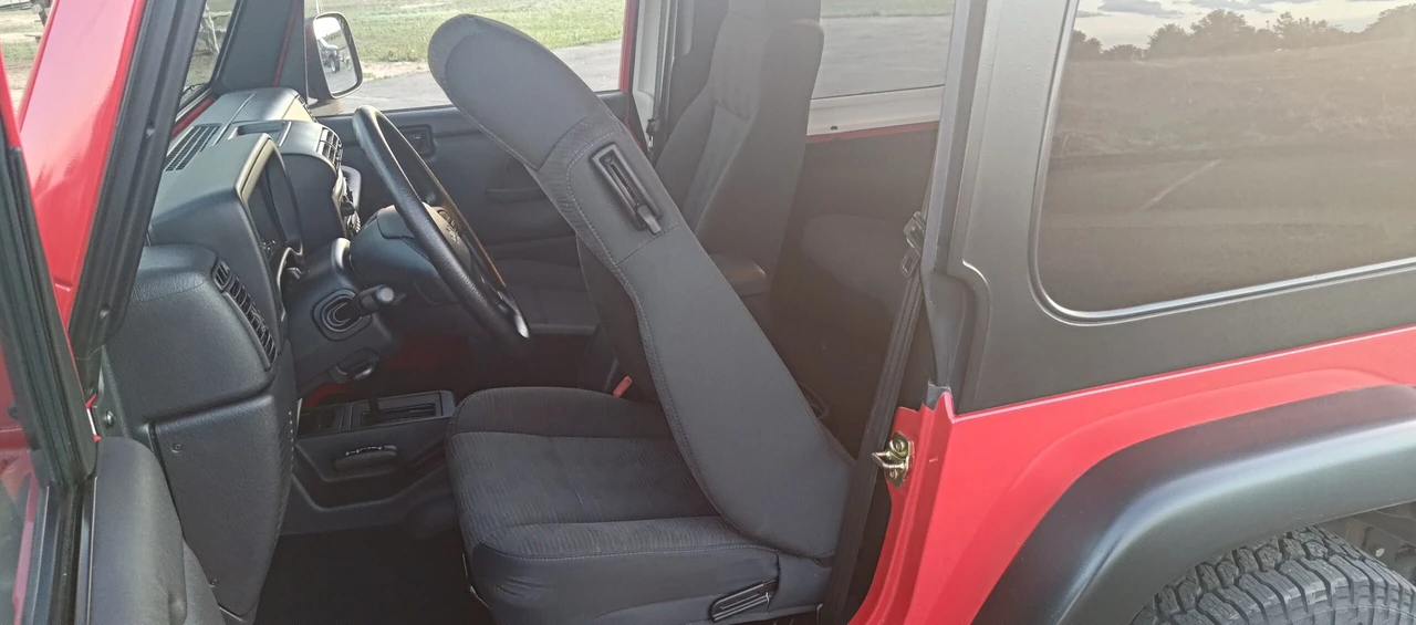 2004 Jeep TJ Wrangler - Image 11 of 31