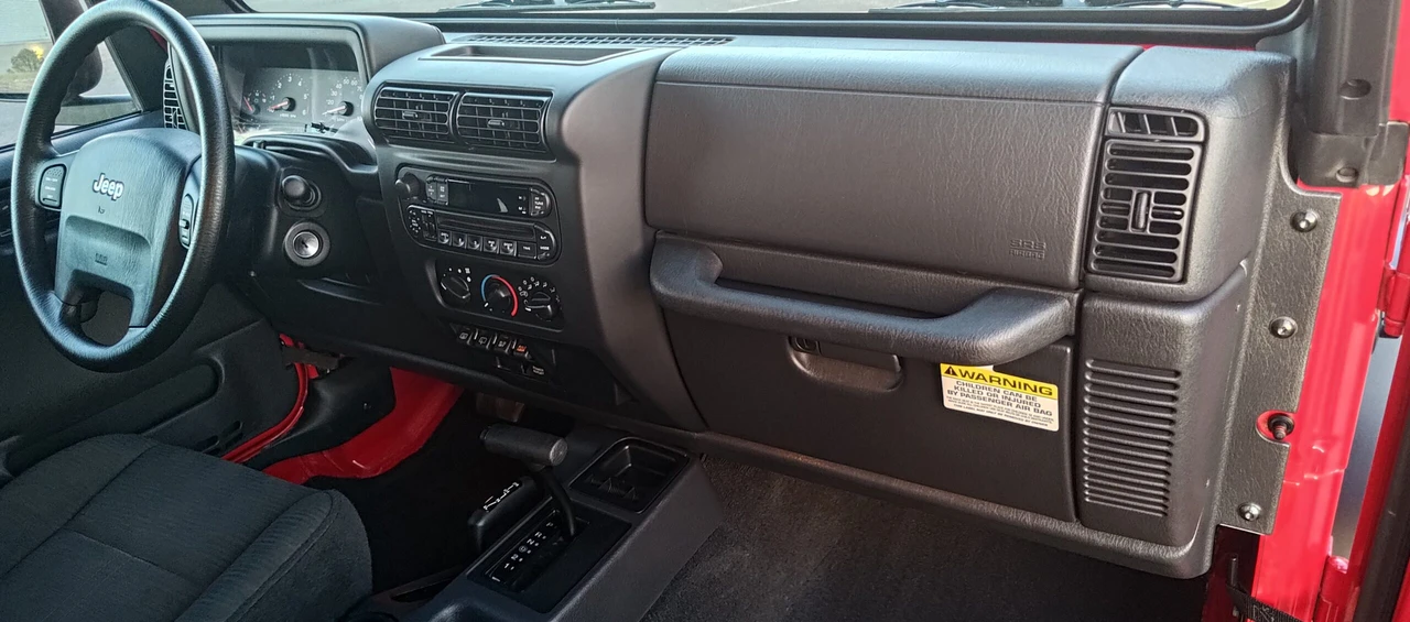 2004 Jeep TJ Wrangler - Image 20 of 31