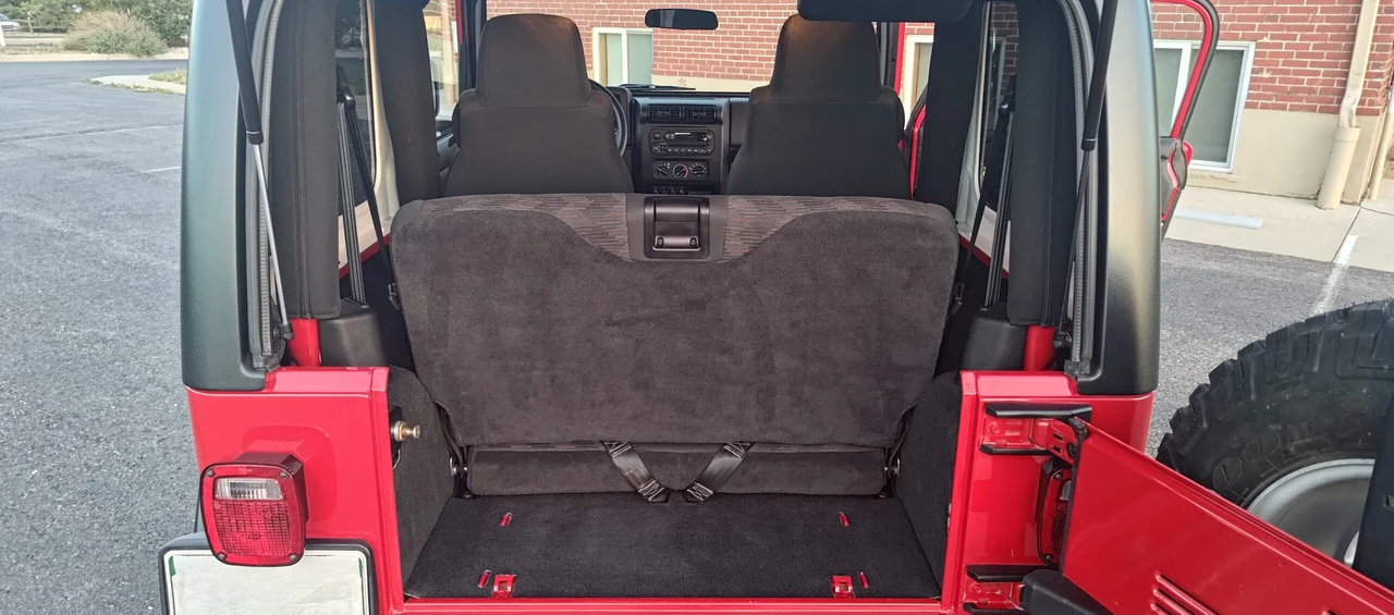 2004 Jeep TJ Wrangler - Image 26 of 31