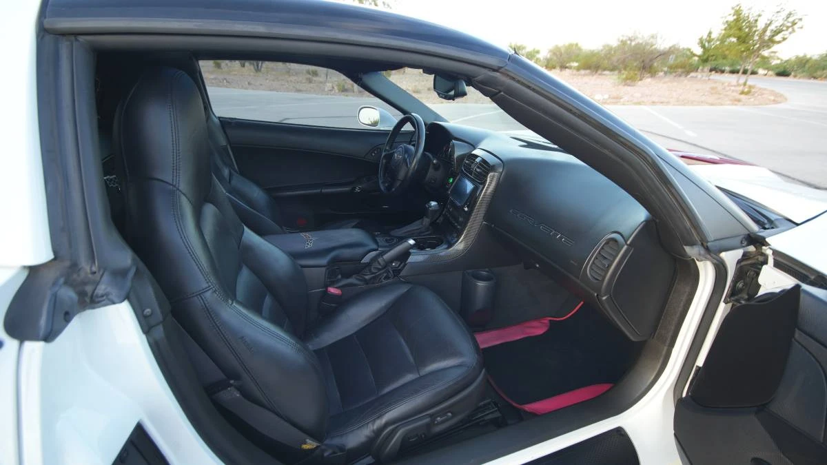 2005 Chevrolet Corvette C6 - Image 18 of 24