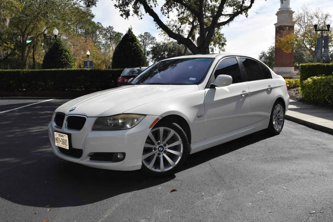 2011 BMW E90 3 Series Sedan - Image 2 of 20