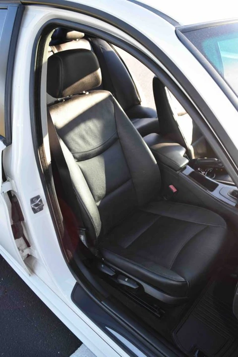 2011 BMW E90 3 Series Sedan - Image 6 of 20
