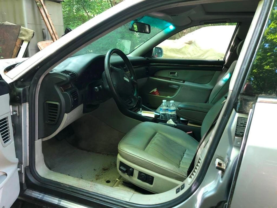 1998 Audi D2 A8 - Image 9 of 12