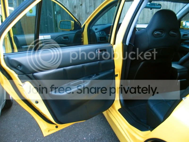 Mitsubishi Lancer Evolution VIII 7th Gen - Image 5 of 8