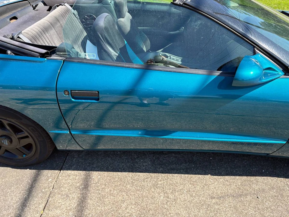 1996 Pontiac Firebird 4th Gen - Image 6 of 17