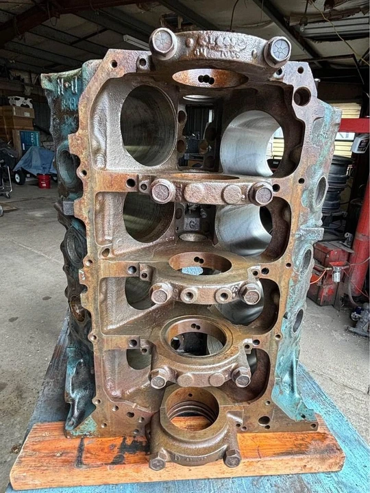 1973 Parts & Memorabilia Engines - Image 2 of 10