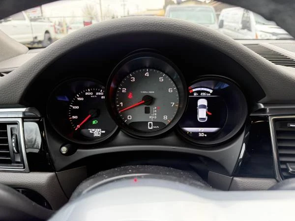 2017 Porsche Macan S - Image 2 of 21