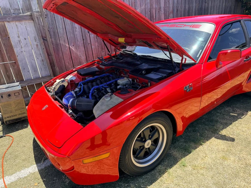 1985 Porsche 944 - Image 16 of 24