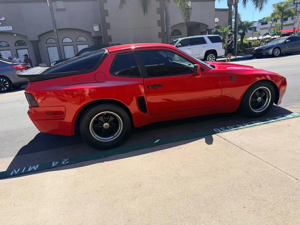 1985 Porsche 944 - Image 10 of 24