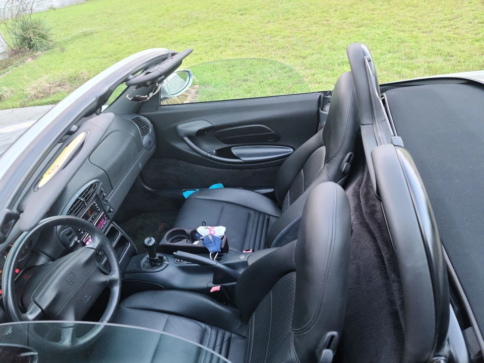 1999 Porsche 986 Boxster - Image 6 of 11