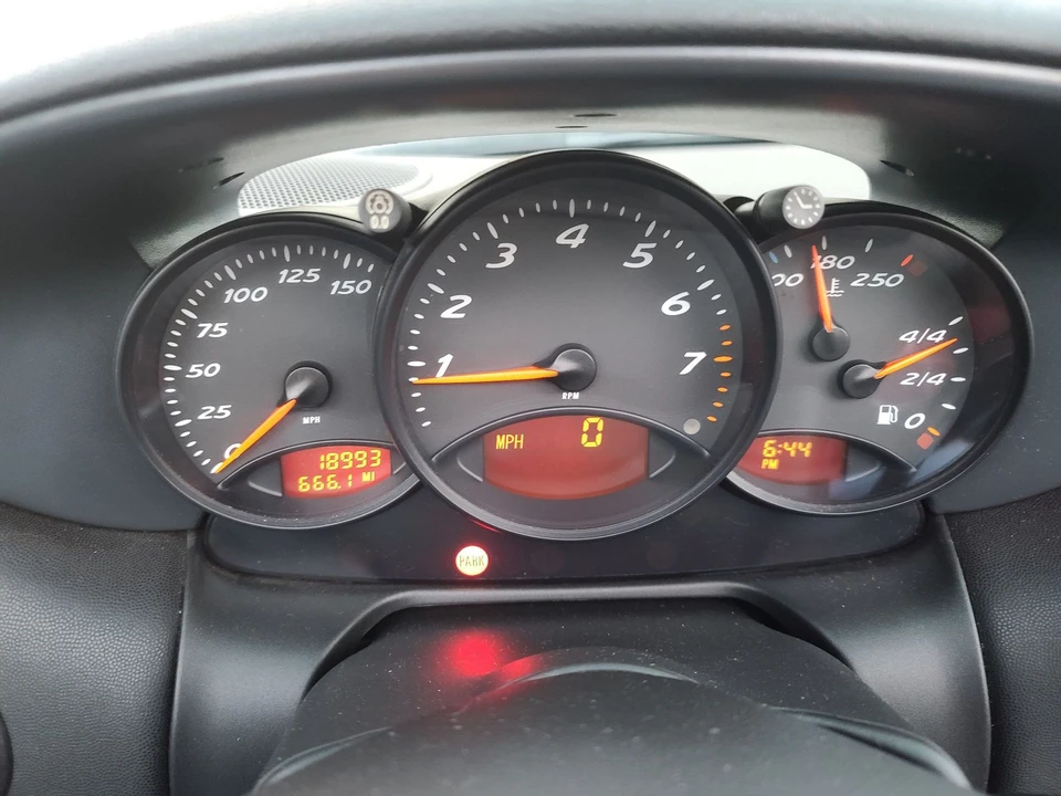 1999 Porsche 986 Boxster - Image 5 of 11