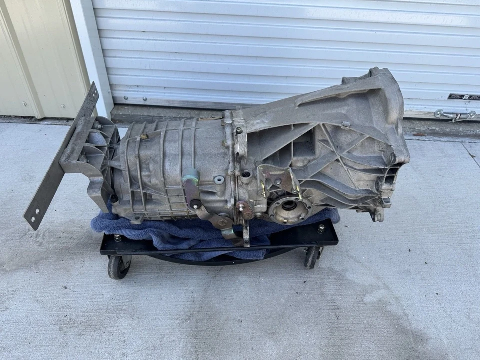 2000 Parts & Memorabilia Gearboxes - Image 7 of 10