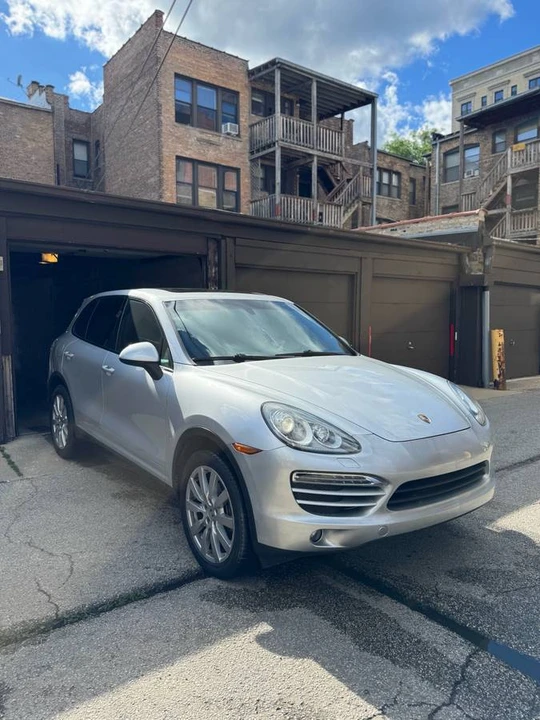 2012 Porsche 958 Cayenne - Image 3 of 16