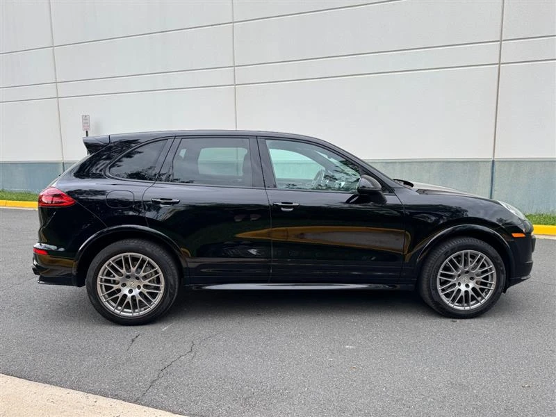 2015 Porsche 958 Cayenne S - Image 13 of 31