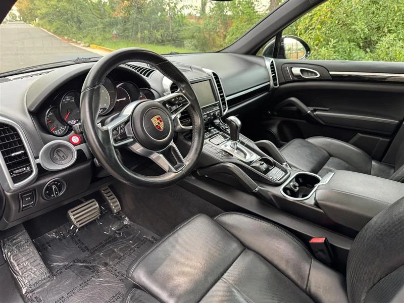 2015 Porsche 958 Cayenne S - Image 23 of 31