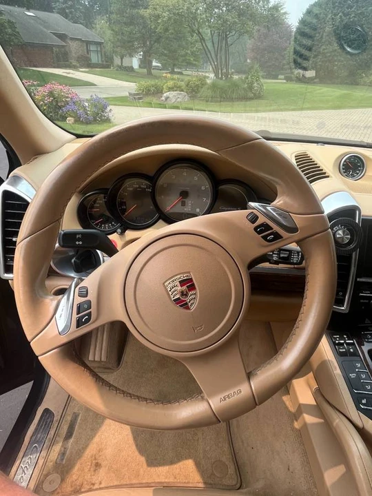2012 Porsche 958 Cayenne S - Image 7 of 16