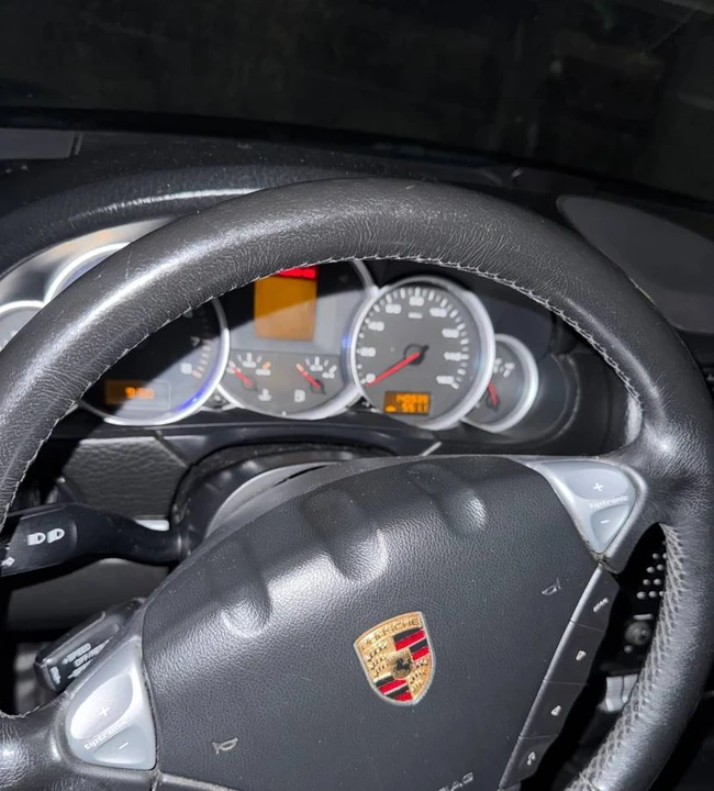 2005 Porsche 955/957 Cayenne S - Image 8 of 13