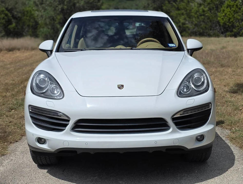 2014 Porsche 958 Cayenne S - Image 3 of 23