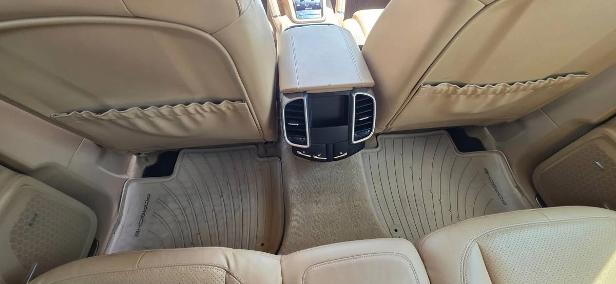 2014 Porsche 958 Cayenne S - Image 15 of 23