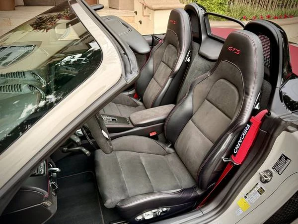 2021 Porsche 718 Boxster GTS 4.0 - Image 16 of 21