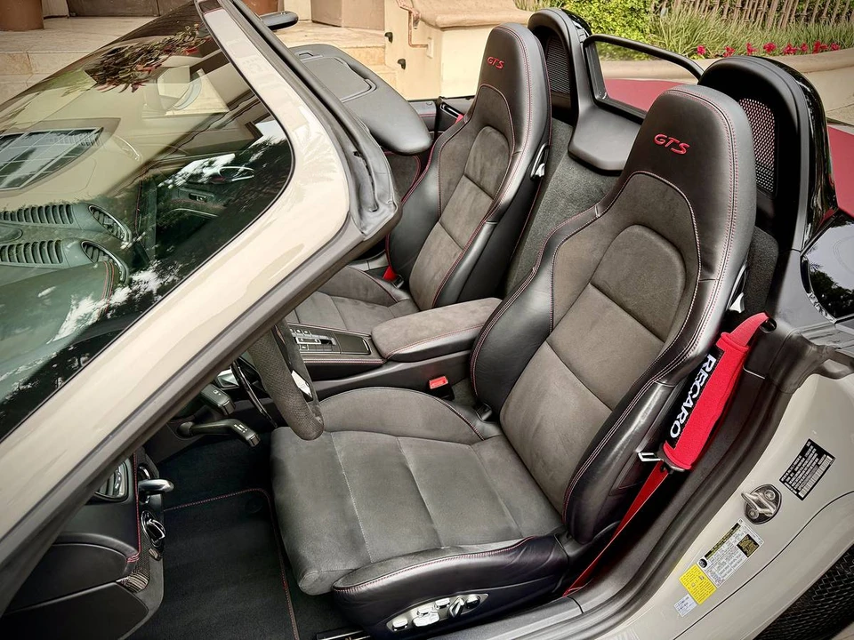 2021 Porsche 718 Boxster GTS 4.0 - Image 16 of 24