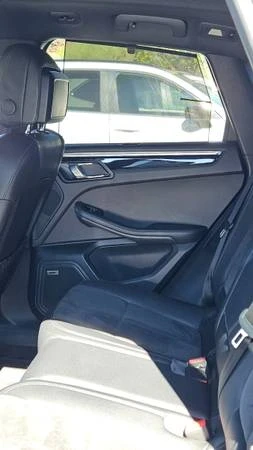2017 Porsche Macan S - Image 11 of 19