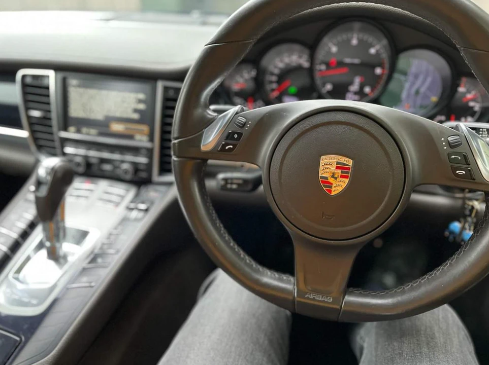 2014 Porsche 970 Panamera - Image 12 of 17