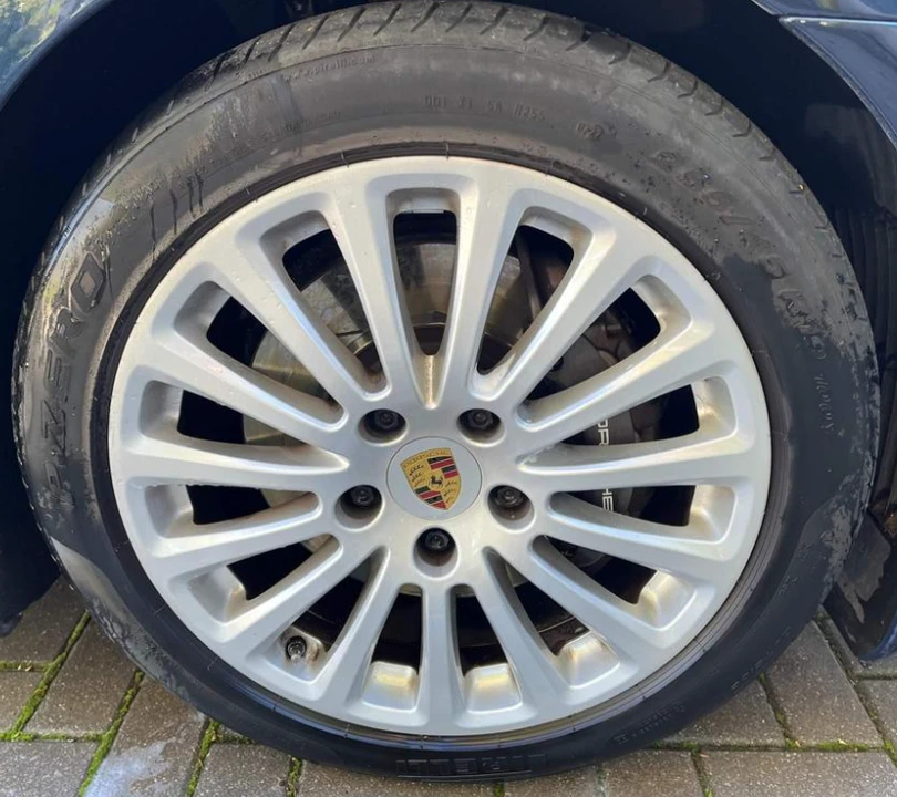 2014 Porsche 970 Panamera - Image 17 of 17
