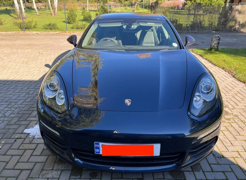 2014 Porsche 970 Panamera - Image 2 of 17