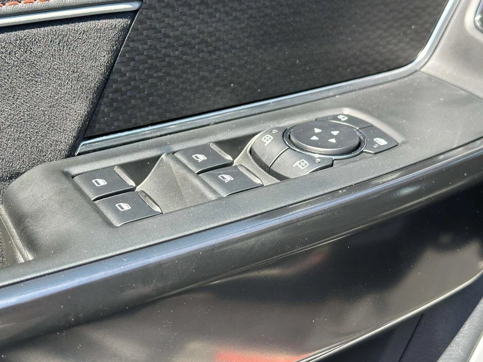 2026 Ford F-150 Raptor 14th Gen - Image 16 of 31